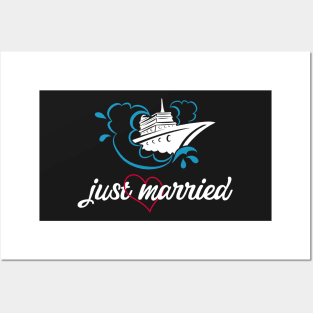 Just married Cruise Ship Honeymoon Couple Matching Gift Posters and Art